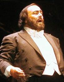 Luciano_Pavarotti_15_06_02_cropped