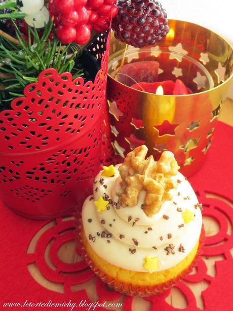 Cupcakes di Natale alle noci e dulce de leche