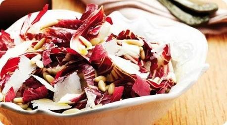 Insalata di radicchio e pinoli Insalata di radicchio e pinoli