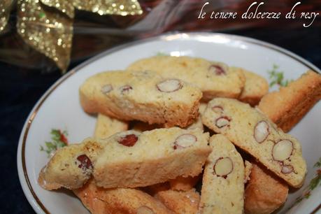 I biscotti di Prato............e non confondiamoli con i cantucci!! I biscotti di Prato............e non confondiamoli con i cantucci!!