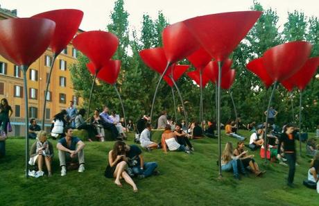 Il mondo di mezzo e il mondo nuovo MAXXI spazio pubblico