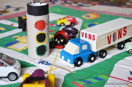 Three DIY street toys from repurposed materials for kids who love cars! Toy streets, street signs and a stoplight | www.cucicucicoo.com