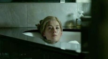 gone girl rosamunde pike