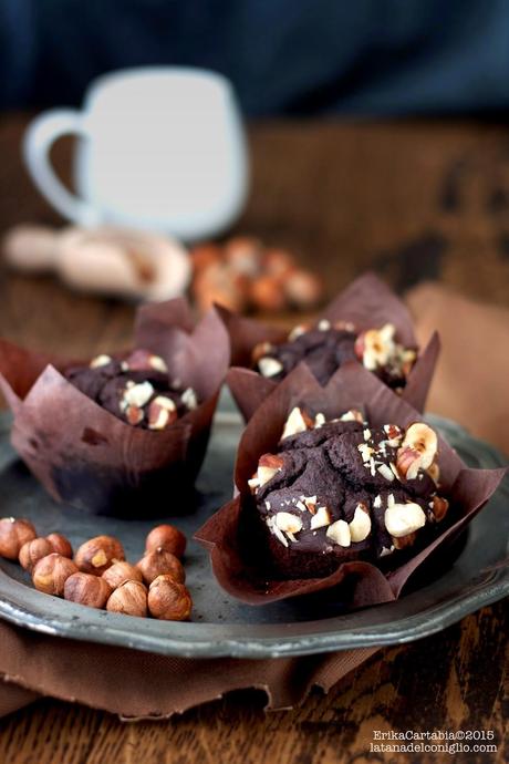 Muffins vegani al farro, cacao e latte di nocciola