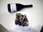 Fusi di pollo con olive e vino rosso finito