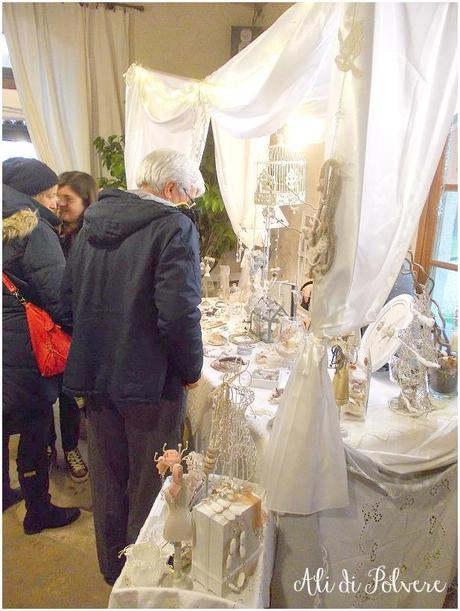 Le foto di Natale al Mulino, il mercatino in stile shabby chic e country