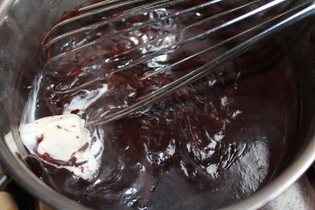 Gateau de pommes de terre au chocolat - la torta canadese con patate e cioccolato per augurare a tutti buon 2015