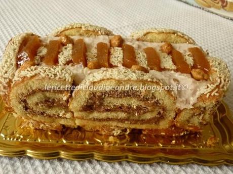 Mattonella con arrotolato di Pan di Spagna, crema alla ricotta e cotognata