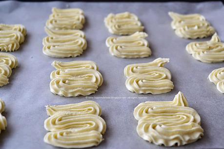 Biscotti di frolla montata conditi di pensieri e parole