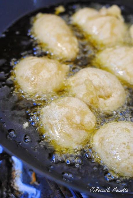 Pettole dolci e salate: piatto simbolo del Sud natalizio