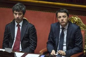 Il Guardasigilli, Andrea Orlando, insieme al premier Matteo Renzi (fanpage.it)