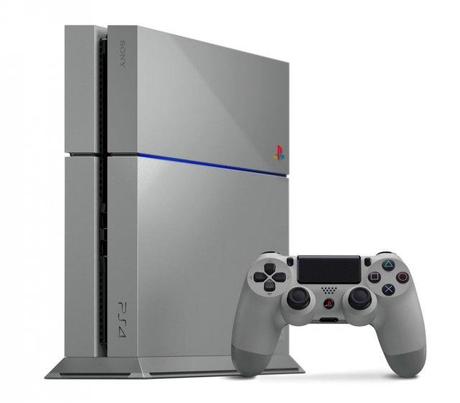 La PlayStation 4 20th Anniversary #00001 messa all'asta: offerte stratosferiche