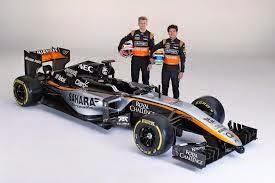 Force India VJM08 con sospensione posteriore idraulica