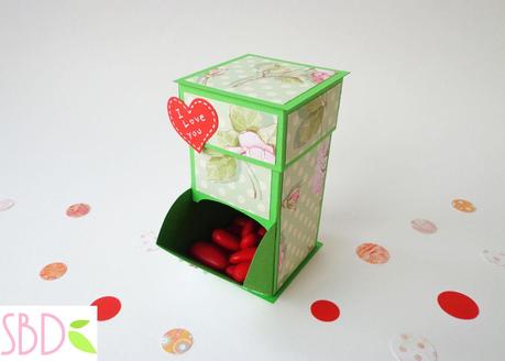 Tutorial: Dispenser per dolci di San Valentino - Valentine's Sweets Dispenser