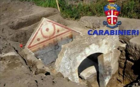 Traffico illecito di beni culturali: sequestrati reperti da milioni d’euro sequestro reperti