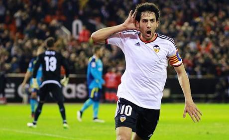 Valencia-Siviglia 3-1: Negredo e Parejo incantano, è sorpasso!