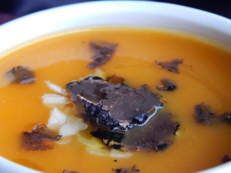 Vellutata di zucca al tartufo