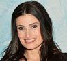 Idina Menzel nel cast della commedia “Happy Time”