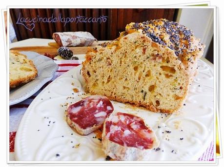 Cake con salametto di Varzi e zucchine scure / Cake with Salametto Varzi and zucchini dark