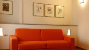 INTERNO - suite Chagall salotto