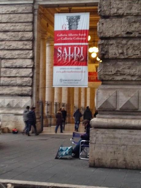 Tutto lo schifo che Sergio Mattarella potrà vedere nel percorso di insediamento da Montecitorio al Quirinale passando per Piazza Venezia. Quaranta immagini per mettere in guardia il Presidente