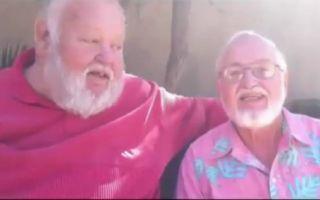 Coppia Gay da 40 Anni Chiede il Matrimonio Prima che l'Alzheimer Abbia la Meglio