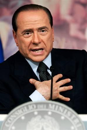Giustizia «fast» per Silvio Berlusconi. Giustizia «low» (molto «low») per gli altri