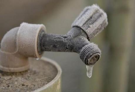 Campania nella morsa del gelo. Ecco l’avvertimento della Gori Manca l'acqua