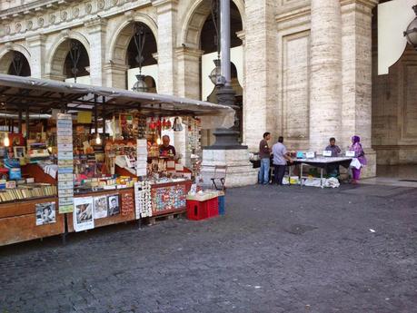 Piazza della Repubblica è una fogna a cielo aperto. Oscar Farinetti ci vuole investire portandoci Eataly. Il Comune lo tiene in sospeso per 2 anni producendo poi osservazioni patetiche