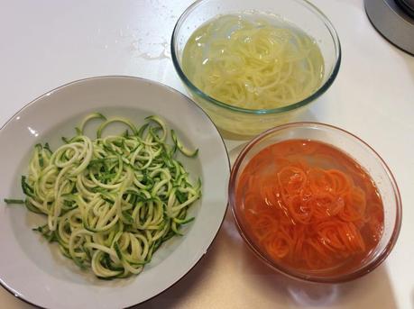 NASELLO CON SPAGHETTI DI VERDURE E SALSA AL BASILICO IMG_3239