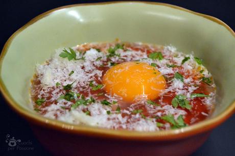 Uova al forno con Pomodoro e Mozzarella - preparazione3