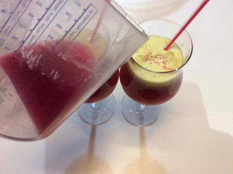 CENTRIFUGATO DI MELE SEDANO CETRIOLO E SUCCO DI MELOGRANO 2015/01/img_2789.jpg