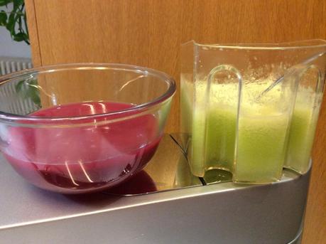 CENTRIFUGATO DI MELE SEDANO CETRIOLO E SUCCO DI MELOGRANO 2015/01/img_2788.jpg