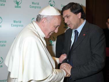 La storia di Papa Francesco e il prof italiano da “Nobel”