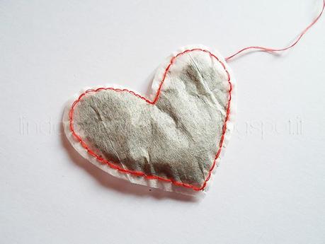 Bustina del Tè a Forma di Cuore Bustina del Tè a Forma di Cuore