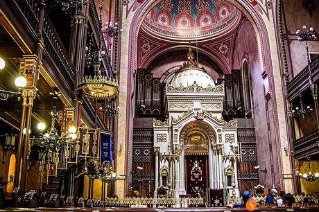 Visitare Budapest - Interno Sinagoga