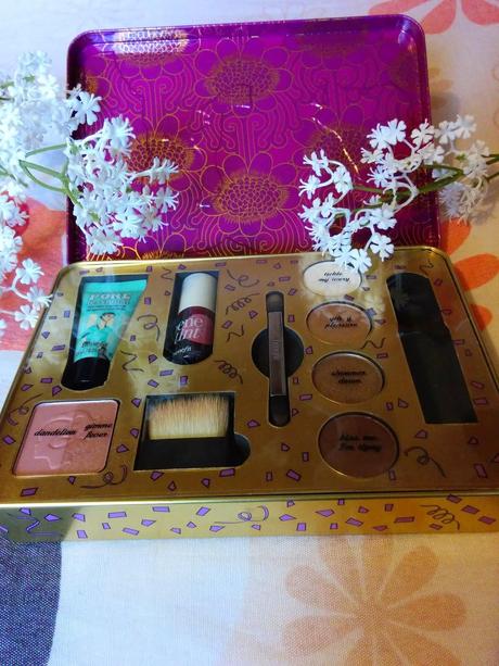 Benefit make-up Kit, Groovy kind- a love