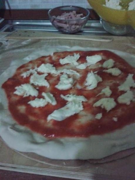 PIZZA A LUNGA LIEVITAZIONE CON LIEVITO DI BIRRA