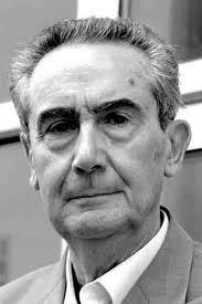 Luciano Gallino (Torino, 15 maggio 1927) è un sociologo, scrittore, docente di sociologia italiano.