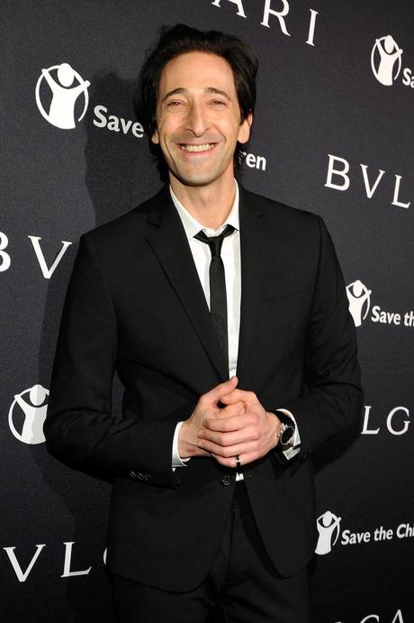 BVLGARI Adrien Brody Stars uscire in Black & Midnight Blue per BVLGARI Pre Oscar Evento