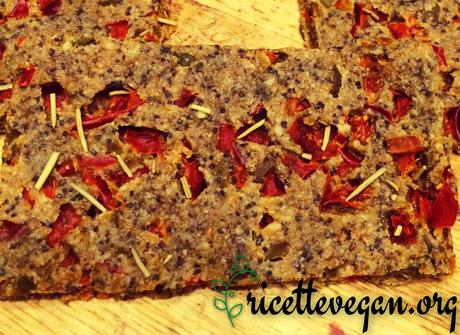 Crackers Crudisti Olive e Peperoni ricettevegan.org crackers crudisti