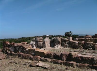 Archeologia in Sardegna. Monte Sirai, storia di un sito di 3000 anni fa