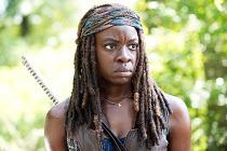 “The Walking Dead 5”: Danai Gurira sulla grande scelta di Michonne, la fiducia in Aaron e l’amicizia con Rick