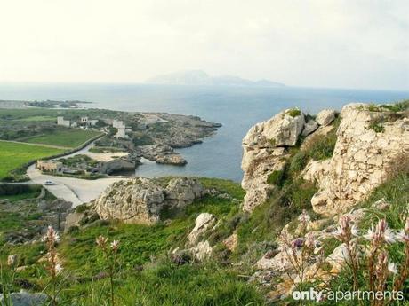 Viaggiare a Pasqua: alla ricerca del blu