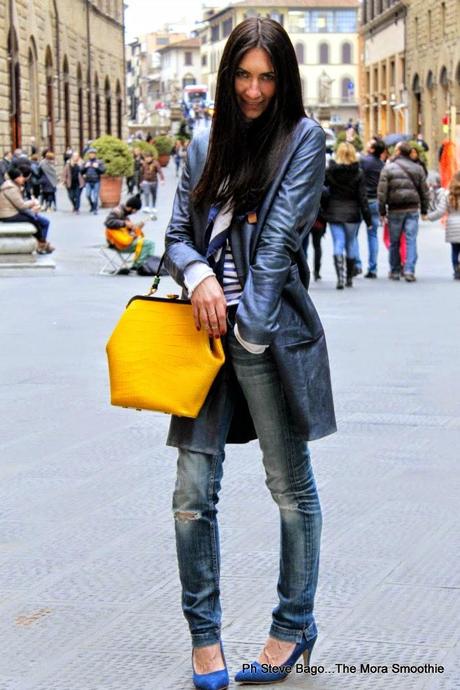 themorasmoothie themorasmoothie, fashionblog, fashionblogger, blogger, italianblogger, bloggeritaliana, fashionbloggeritaliana, italianfashionblogger, veneziani, joleveneziani, veneziani bag, borsa veneziani, maliparmi, maliparmi coat, girl, model, shopping, shopping on line, firenze, florence, outfit, look, ootd, lokoftheday, outfitoftheday, ss15, borsa gialla, street style, outfit museo