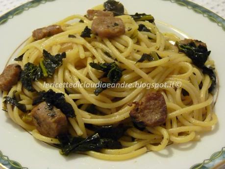 Pasta con cavolo nero e salsiccia