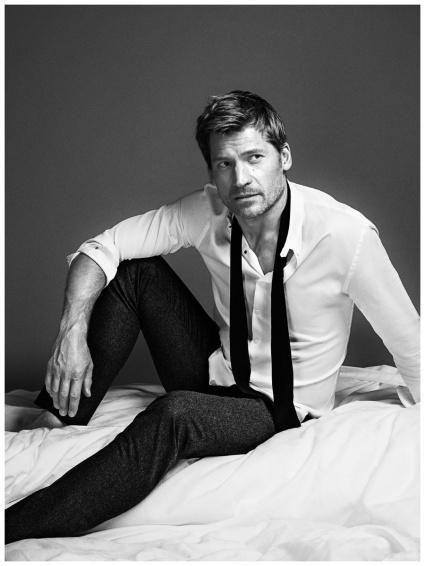  Nikolaj Coster Waldau Wears Fashions firmato per GQ España febbraio 2015 Spara Copertina