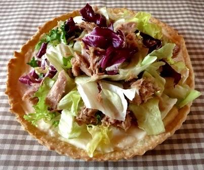 Torta di tonno ed insalatina mista