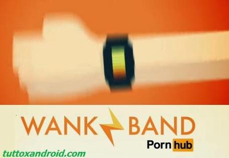 Pornhub lancia il bracciale che ricarica lo smartphone con la... masturbazione