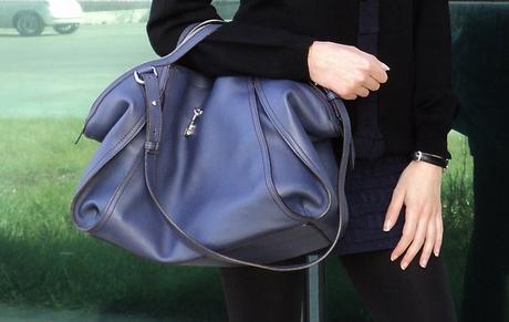 Blu e Nero insieme per un Look Chic Blu e Nero insieme per un Look Chic